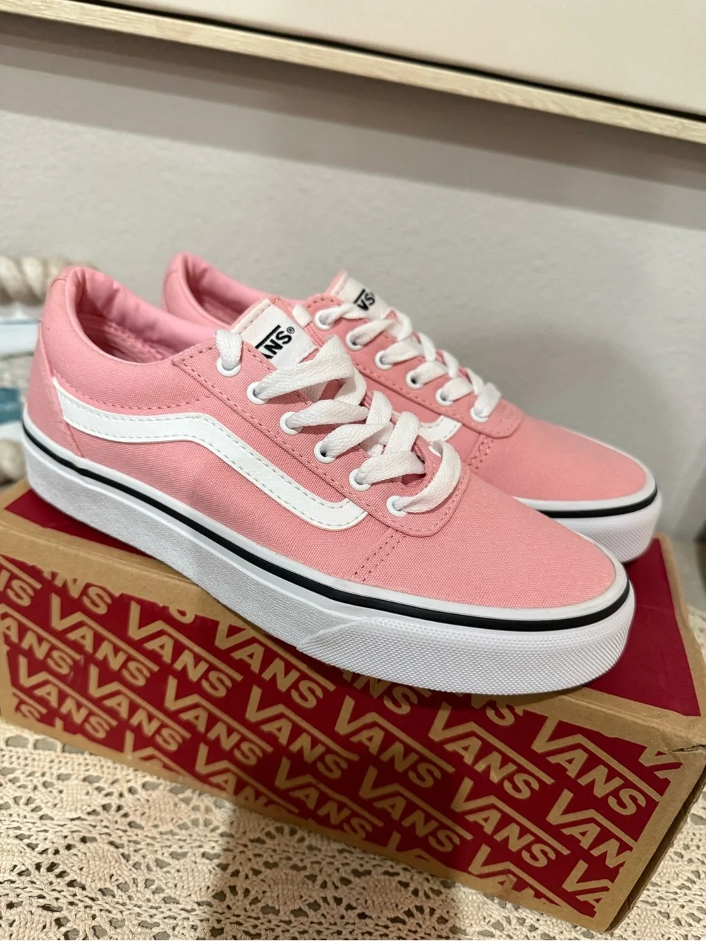Vans Pink Old Skool Low-Top Canvas Sneakers